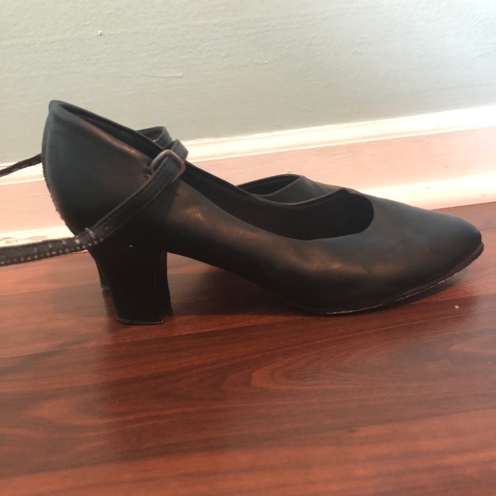 Theatre Character Dance Shoes (size 8)